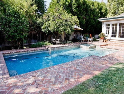 Backyard Showcase Swimming Pool Manufacturer in Vadodara